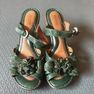 Born Green Floral Sandals